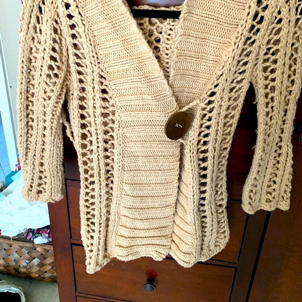 Free People cardigan with big button